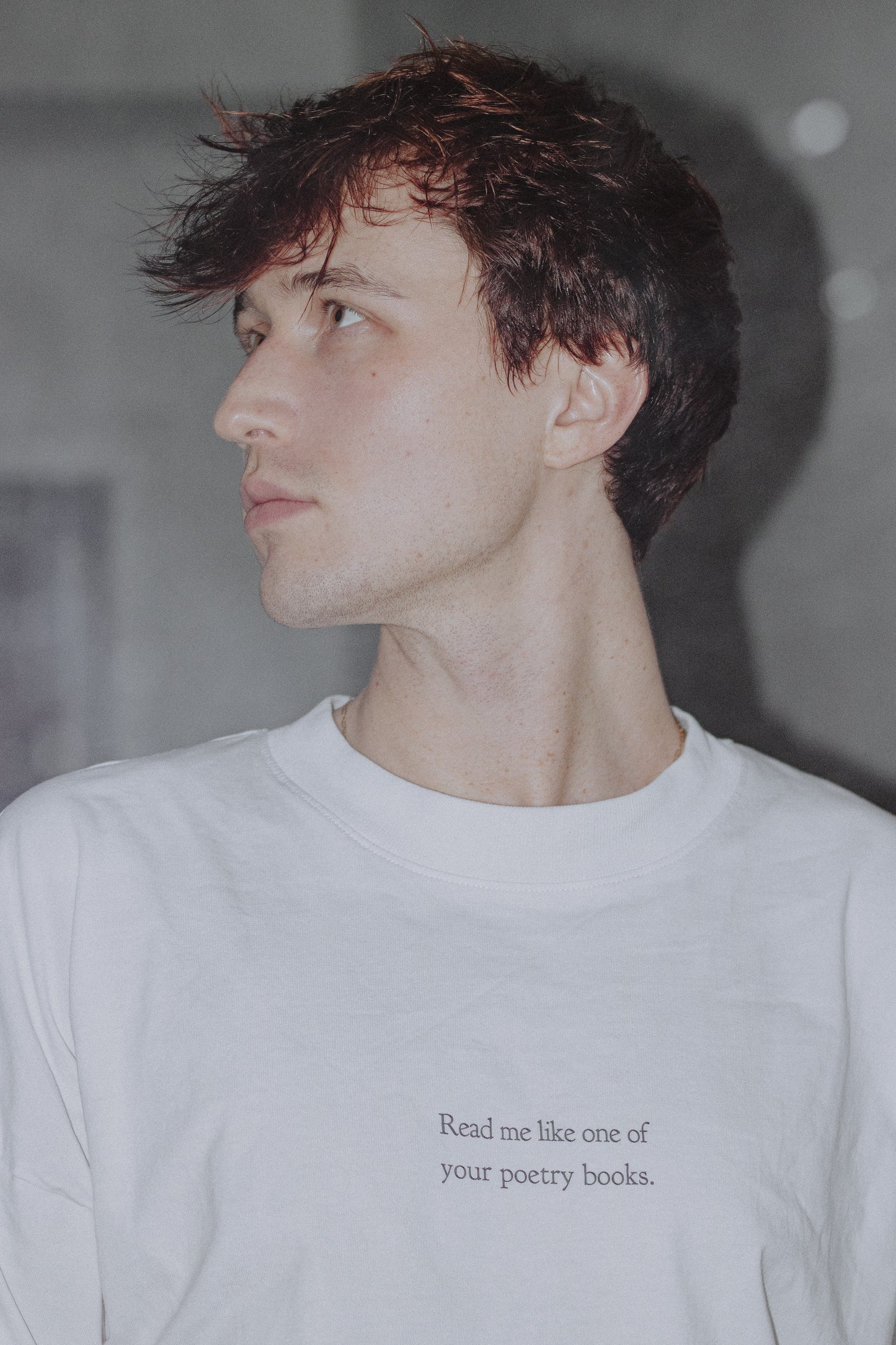 Read me like one of your poetry books | T-Shirt